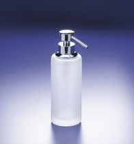 Distributeur de savon professionnel / à...