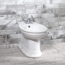 Bidet en porcelaine