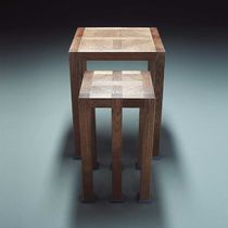 Table gigogne contemporaine / en résine...