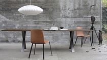 Table contemporaine / en acier inoxydable...