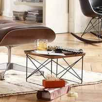 Table d'appoint contemporaine / en bois...
