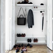 Meuble à chaussures contemporain / en acier...