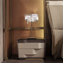 Lampe de table / en acier inoxydable poli...