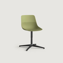 Chaise contemporaine / en plastique / pour...