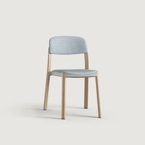 Chaise contemporaine / en chêne / en bois...