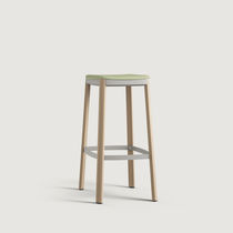 Tabouret de bar contemporain / en plastique...