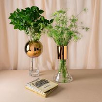 Vase contemporain / en verre soufflé