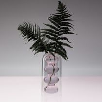 Vase contemporain / en verre