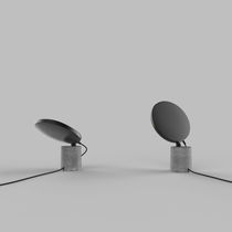 Lampe de sol / contemporaine / en aluminium...