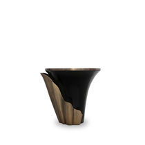 Table d'appoint contemporaine / en plaqué...