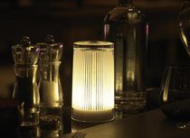 Lampe de table / contemporaine / en verre...