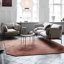 Table basse contemporaine / en bois massif...