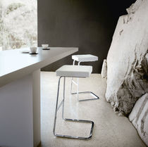 Tabouret de bar design Bauhaus / en cuir...