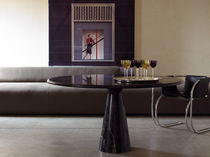 Table contemporaine / en marbre / ronde