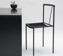 Chaise design minimaliste / en caoutchouc...