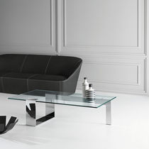 Table basse contemporaine / en verre trempé...