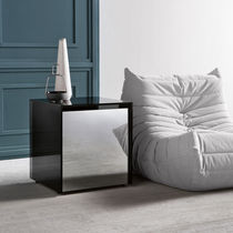 Table d'appoint contemporaine / en verre...