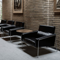 Fauteuil design scandinave / en cuir / en...