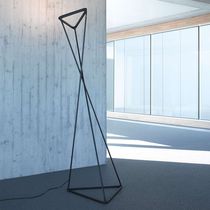 Lampe sur pied / en aluminium / design original...