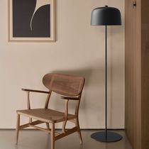 Lampe sur pied / en acier / en bioplastique...