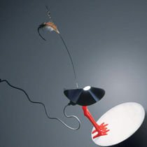 Lampe de table / en métal / en porcelaine...