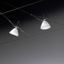 Éclairage sur câble à LED / halogène / linéaire...