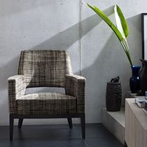 Chaise contemporaine / tapissée / en tissu...