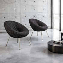 Fauteuil contemporain / en tissu / en cuir...
