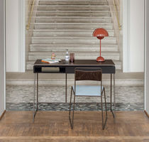 Bureau sur pied / contemporain / en bois...