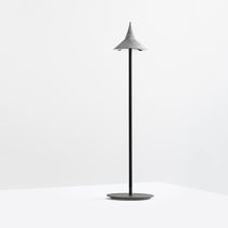 Lampe de sol / en aluminium / contemporaine...