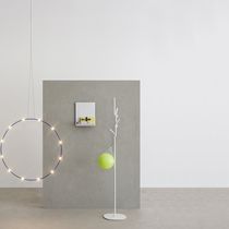 Porte-manteau sur pied / contemporain /...