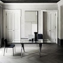 Table contemporaine / en verre / rectangulaire...