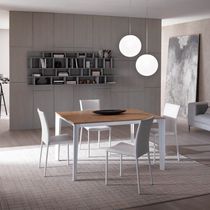 Table à manger contemporaine / en bois /...