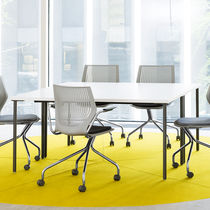Table de réunion contemporaine / en contreplaqué...