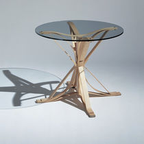 Table contemporaine / en érable / en verre...