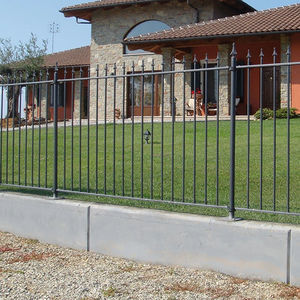 clôture à barreaux 1