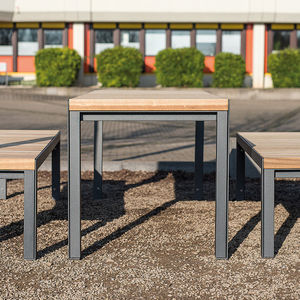 table de pique-nique contemporaine