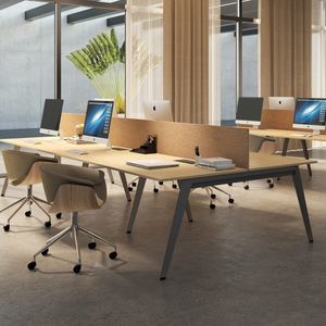 bureau sur pied