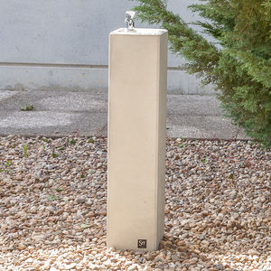 fontaine à boire d'extérieur