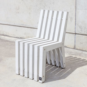 chaise de jardin contemporaine