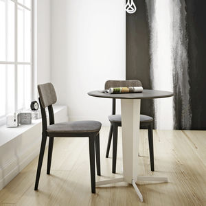 chaise contemporaine 1