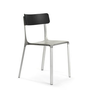 chaise contemporaine