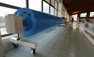 couverture de piscine manuelle