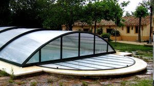 abri de piscine bas 1