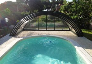 abri de piscine bas