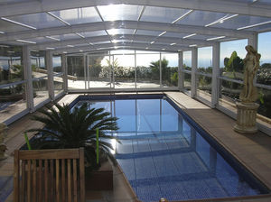 abri de piscine haut