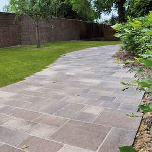 pavé en béton / pour piétons / pour espace public / d'extérieur