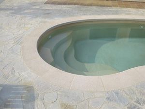 piscine coque 1
