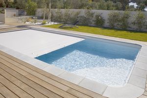 couverture de piscine automatique