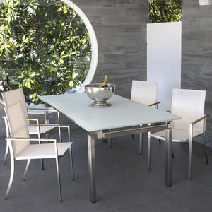 table contemporaine 1